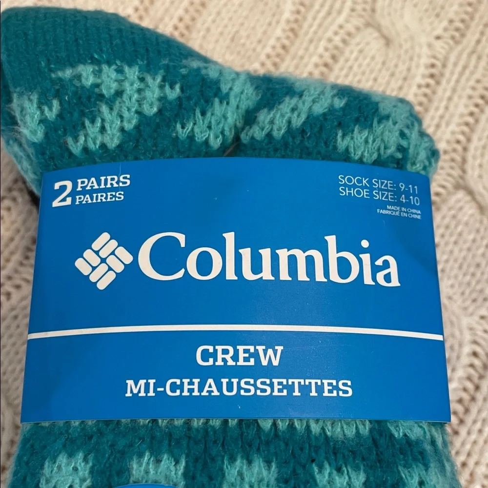 NWT Women’s Columbia 9-11 sock size Super soft Crew Mi-Chaussettes 2 prs